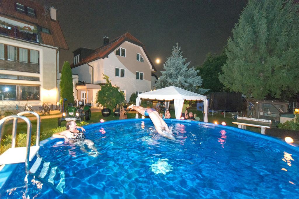 Haus Sanz 3* Wien