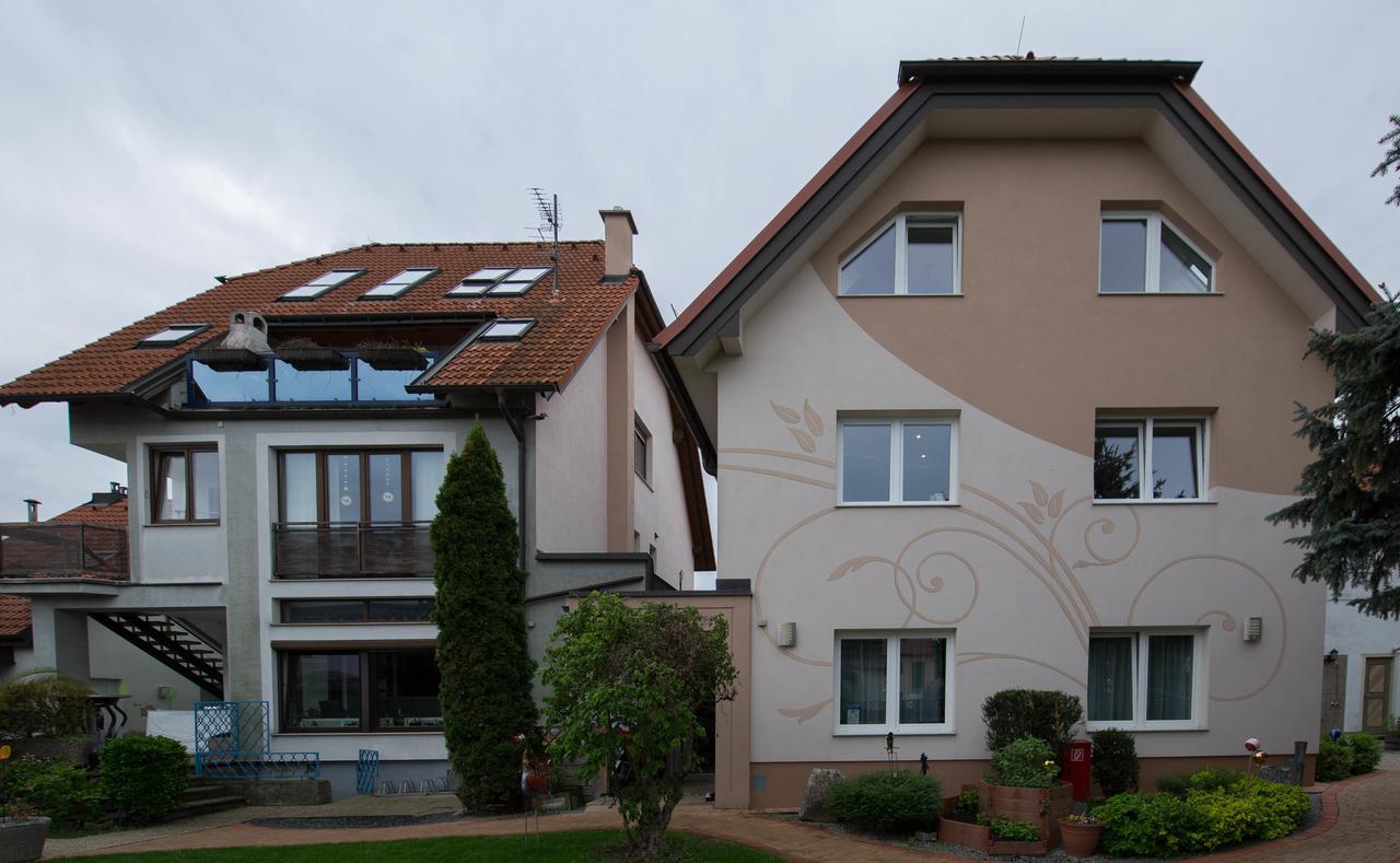 Haus Sanz Gasthof Wien